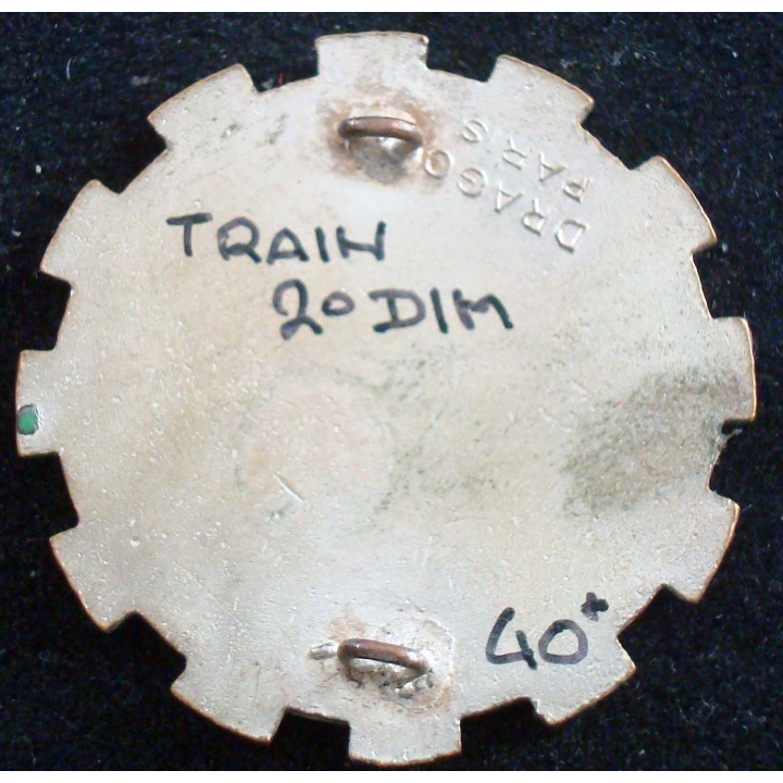 Insigne métal du train de la 2°DIM de fabication Drago Paris