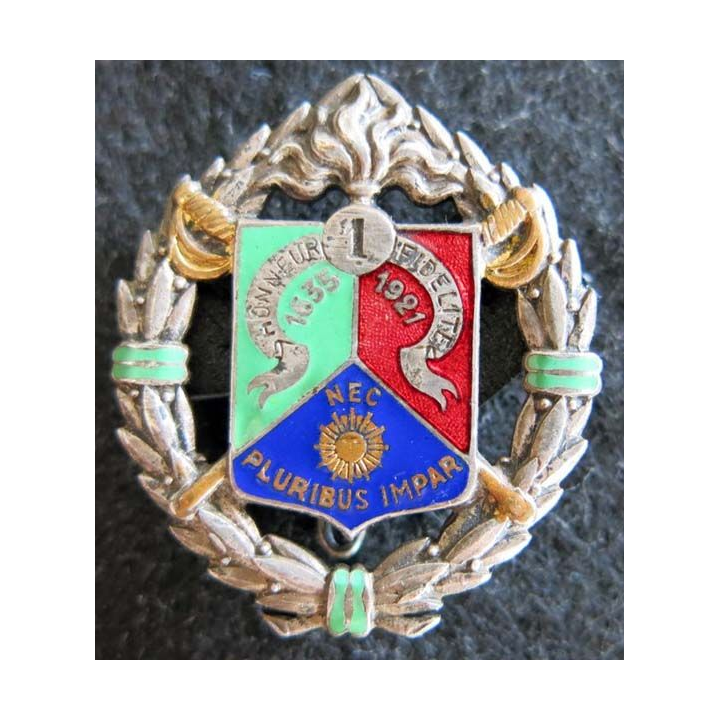 1° REC : insigne métallique du 1° régiment étranger de cavalerie de fabrication Arthus Bertrand en émail