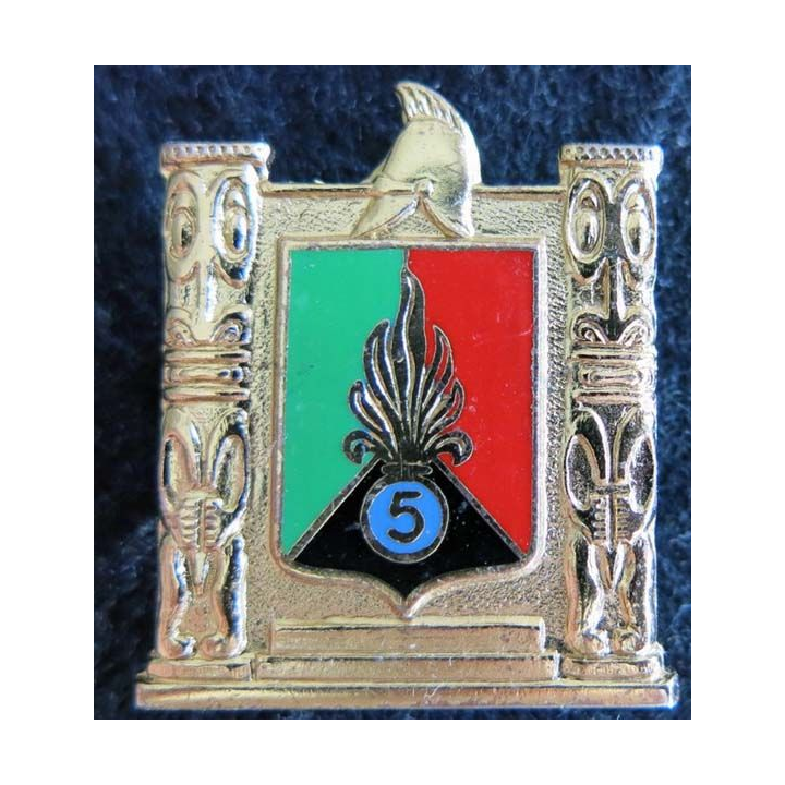 5° RMP : insigne métallique du 5° régiment mixte du Pacifique de fabrication Drago  G. 2988