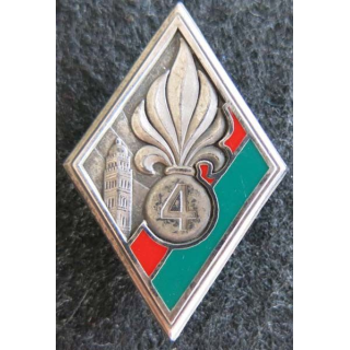4° REI : insigne métallique du 4° régiment étranger d'infanterie réalisé par Balme Saumur G. 2816