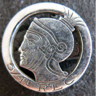 1° REC  : Insigne métallique du 5° escadron du 1° Régiment étranger de cavalerie Drago Paris