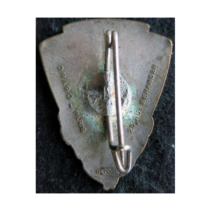 1° BIL : insigne métallique du 1° régiment d'Infanterie légère (d'Afrique) de fabrication Drago Béranger émail