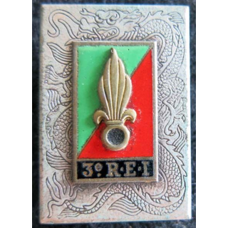 3° REI : insigne métallique du 3° régiment étranger d'infanterie de fabrication Drago Béranger en émail