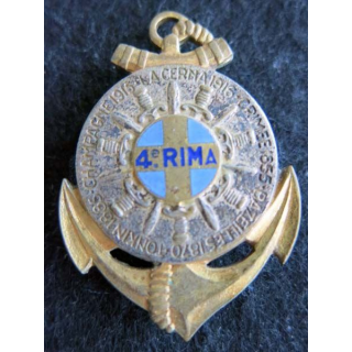4° RIMA : Insigne métallique du 4° Régiment d'Infanterie de Marine fabricant non marqué
