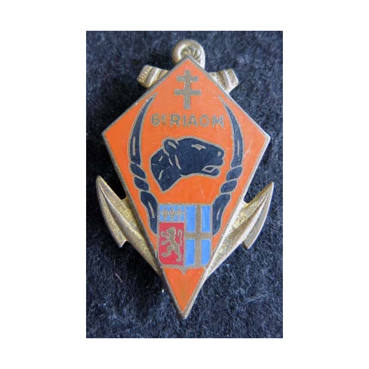 6° RIAOM : Insigne métallique du 6° Régiment Inter Armes d’Outre Mer Drago G. 1650 en émail