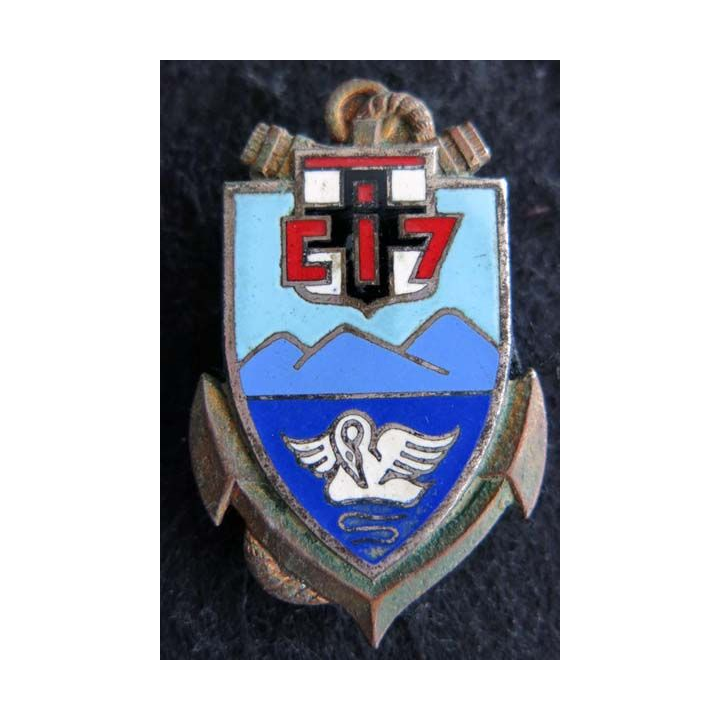 7° DMR-CI : Insigne de la 7° division mécanique rapide centre d'instruction de fabrication Courtois G. 1434 en émail