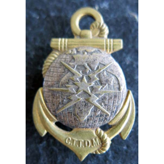 CTTDM : insigne métallique du corps des télégraphiste des troupes de marine de fabrication Drago