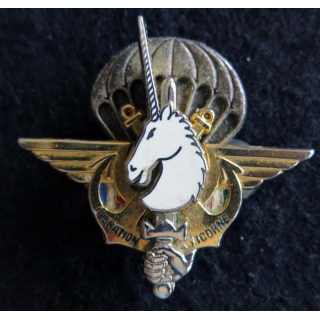 LICORNE :  insigne métallique de l'opération LICORNE République de Côte d'Ivoire Y.Boussemart  2002