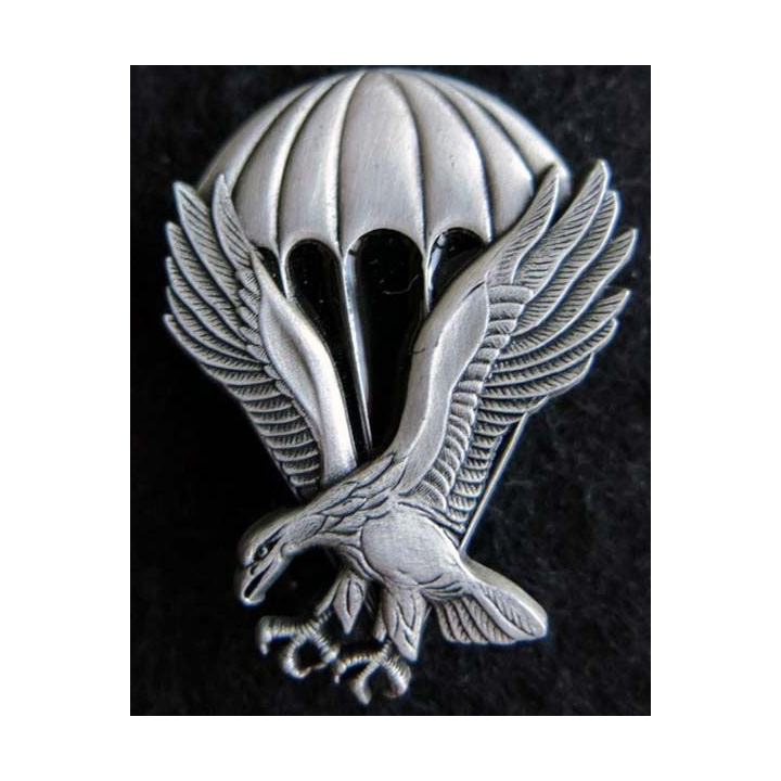 BREVET PARA :  insigne métallique de brevet d’initiation parachutiste CFCA fabrication Delsart