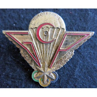 GABON : insigne du groupe commando parachutiste gabonais de fabrication Drago devise qui ose gagne