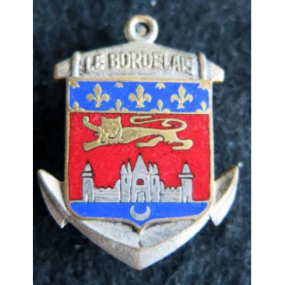 LE CORSE : insigne métallique de l'escorteur rapide Le Corse de fabrication Augis Lyon en émail