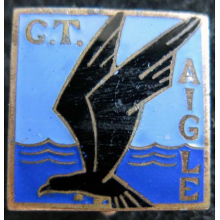 AIGLE : insigne métallique du contre torpilleur Aigle fabrication Arthus Bertrand Paris Déposé en émail