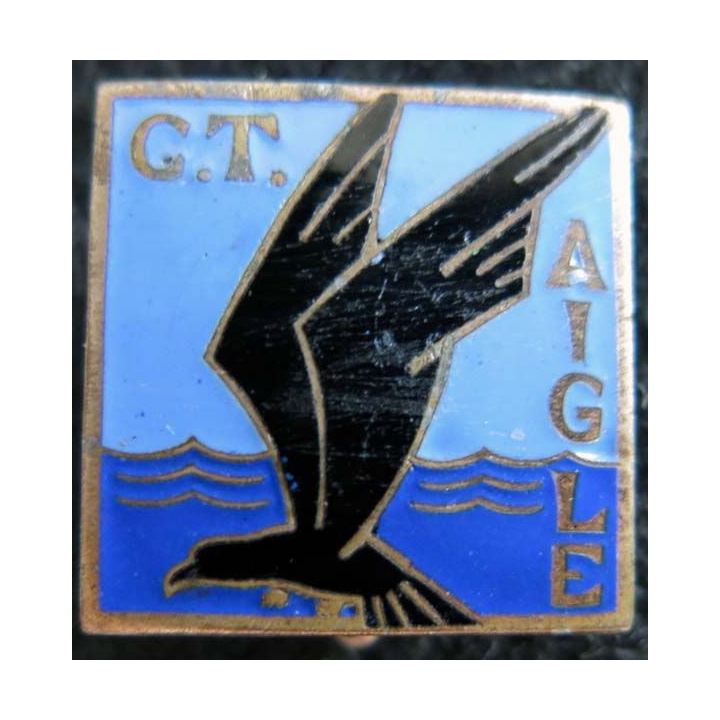AIGLE : insigne métallique du contre torpilleur Aigle fabrication Arthus Bertrand Paris Déposé en émail