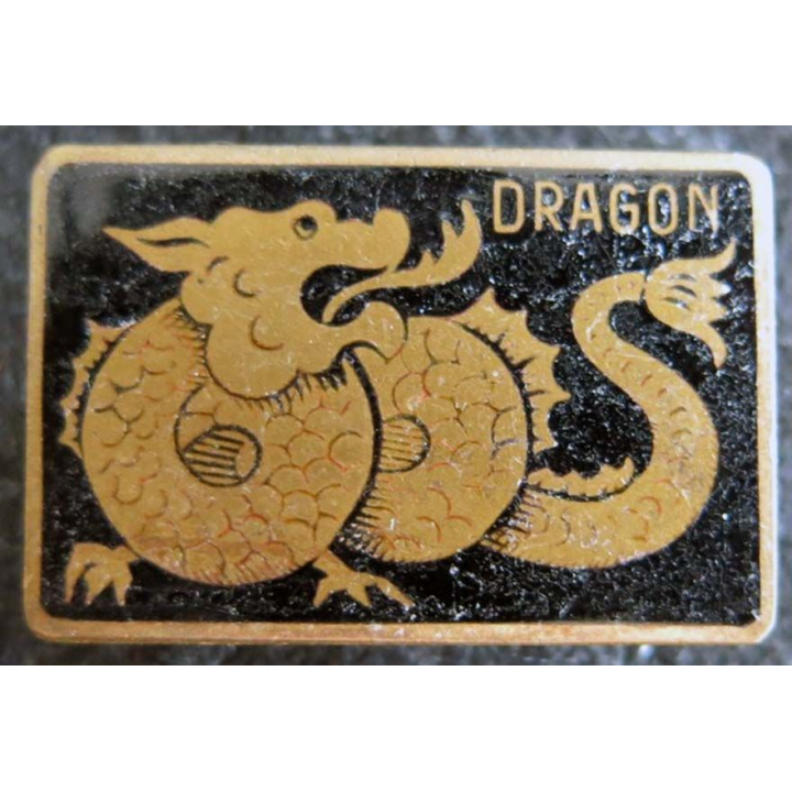DRAGON : insigne métallique du patrouilleur Dragon de fabrication Augis Lyon en émail
