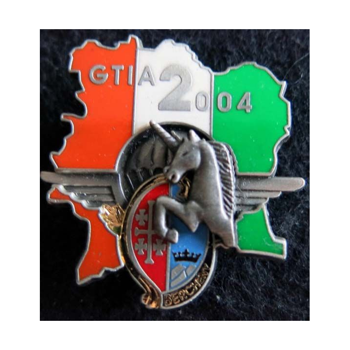 1° RHP : 2° escadron du 1° hussards parachutistes opération Licorne en 2004 de fabrication Arthus Bertrand
