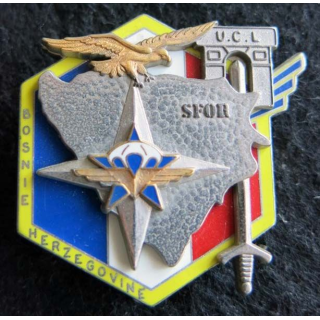 1° RCP : insigne du 1° régiment de chasseurs parachutistes SFOR UCL n° 345