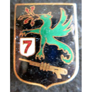 7° BM : insigne métallique du 7° bataillon de mitrailleurs (1939) de fabrication Augis Lyon en émail