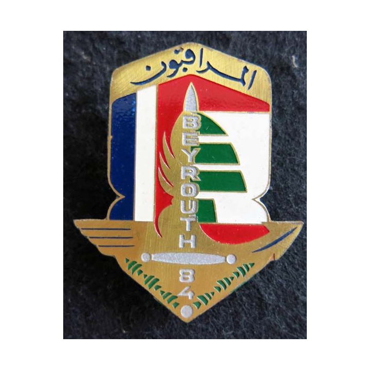 LIBAN : insigne métallique des observateurs français à Beyrouth en 1984 de fabrication locale peinte