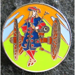 EAA : pin's artilleur 26 mm de l'école d'application de l'artillerie de fabrication Destrée