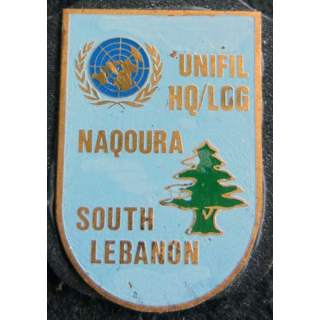 UNIFIL HQ LOG : insigne métallique du quartier général logistique de la FINUL de fabrication locale