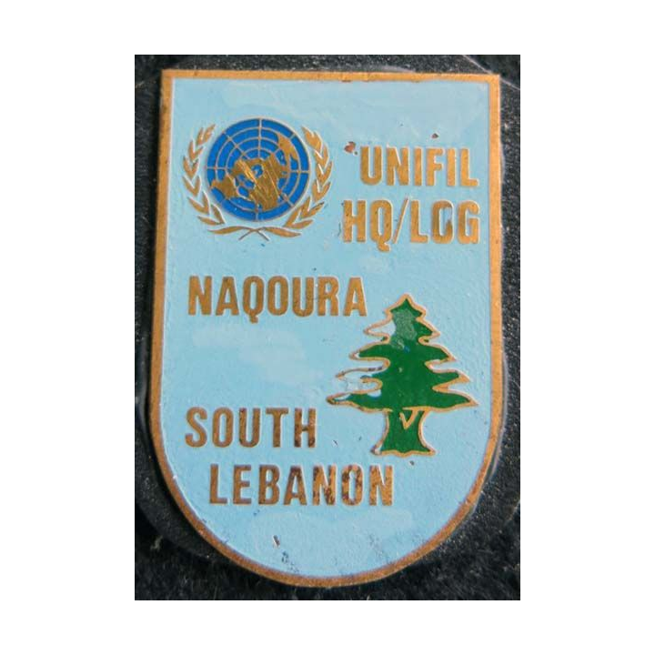 UNIFIL HQ LOG : insigne métallique du quartier général logistique de la FINUL de fabrication locale