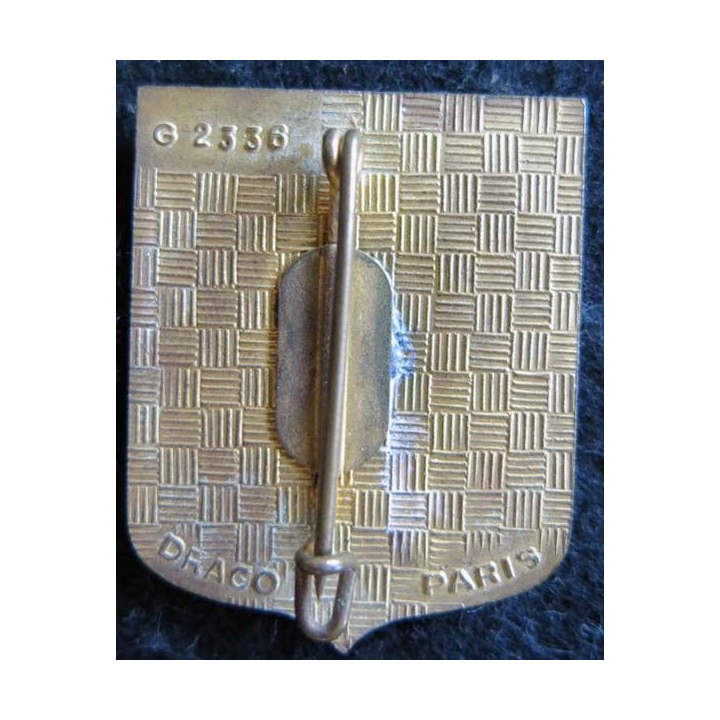 CISS : insigne métallique du centre d’instruction du service de santé des auxiliaires de fabrication Drago G. 2336