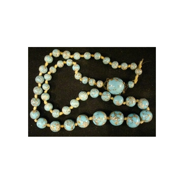 COLLIER EN PIERRE