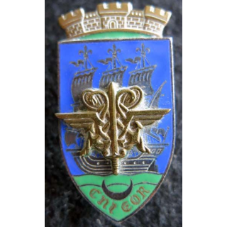 CNI EOR : insigne métallique du centre national d'instruction des EOR de fabrication Drago G. 1723 émail
