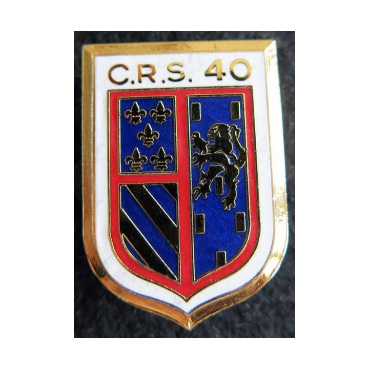 CRS 40 : insigne métallique de la compagnie républicaine de sécurité n° 40 fabrication Destrée émail