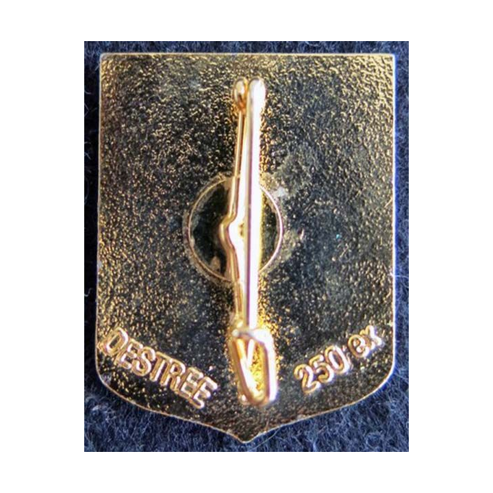 CRS 23 : insigne métallique de la compagnie républicaine de sécurité n° 23 fabrication Destrée émail