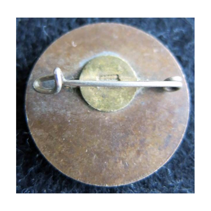 COMITÉ DE LA FLAMME  : insigne métallique de boutonnière du comité de la flamme du soldat inconnu fixation épingle