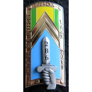 PROMOTION ENSOA : insigne de promotion du cinquantenaire de fabrication Arthus Bertrand G. 5349 numéroté 0895