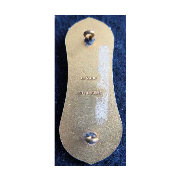 PROMOTION ENTSOA : insigne de promotion sergent-chef Le Guen de fabrication Beraudy 63 Ambert