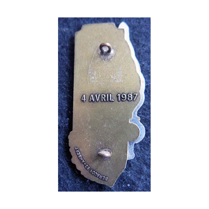 PROMOTION ENTSOA : insigne de promotion Vouziers 1918 de fabrication Beraudy 63 Ambert