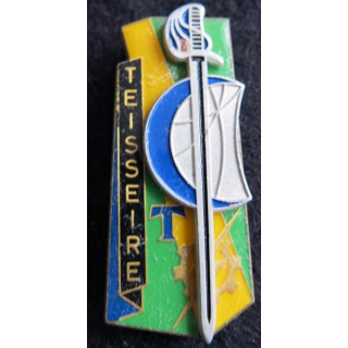 PROMOTION ENTSOA : insigne de promotion sergent-chef Teisseire de fabrication Beraudy 63 Ambert