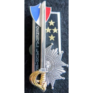 PROMOTION EMIA  : insigne métallique de la promotion Général Laurier Arthus Bertrand Paris G. 2665