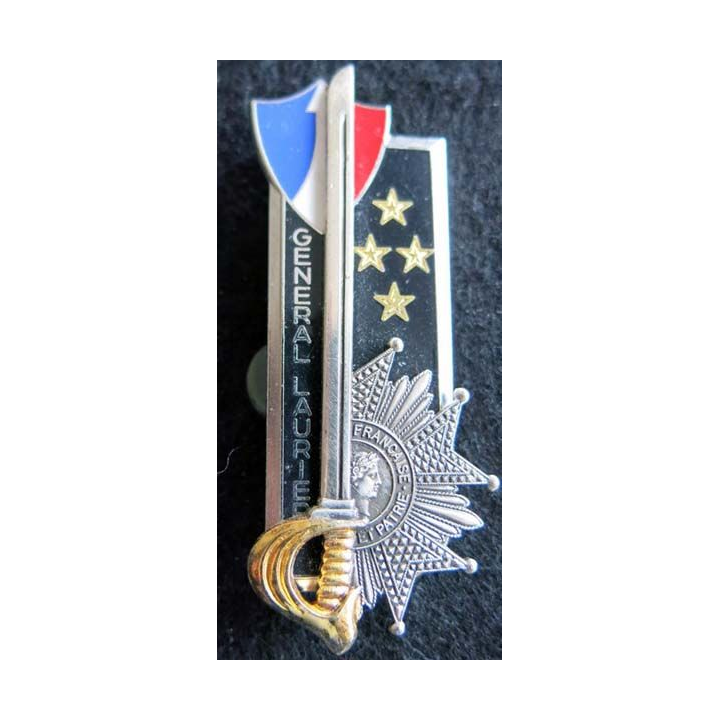 PROMOTION EMIA  : insigne métallique de la promotion Général Laurier Arthus Bertrand Paris G. 2665