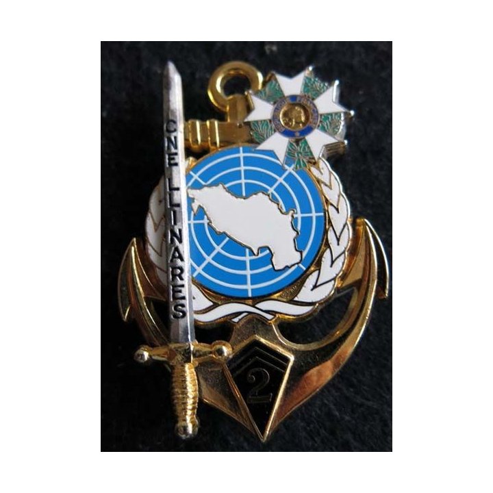 PROMOTION EOR : insigne métallique de la promotion Capitaine LLINARES  Arthus Bertrand Paris G. 4422