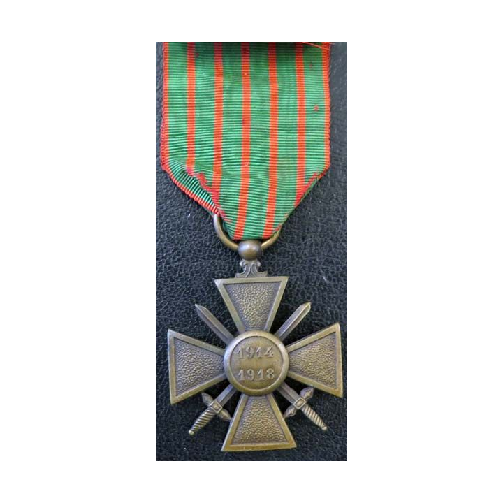 Croix de guerre 1914-1918 en bronze avec 1 palme et deux clous