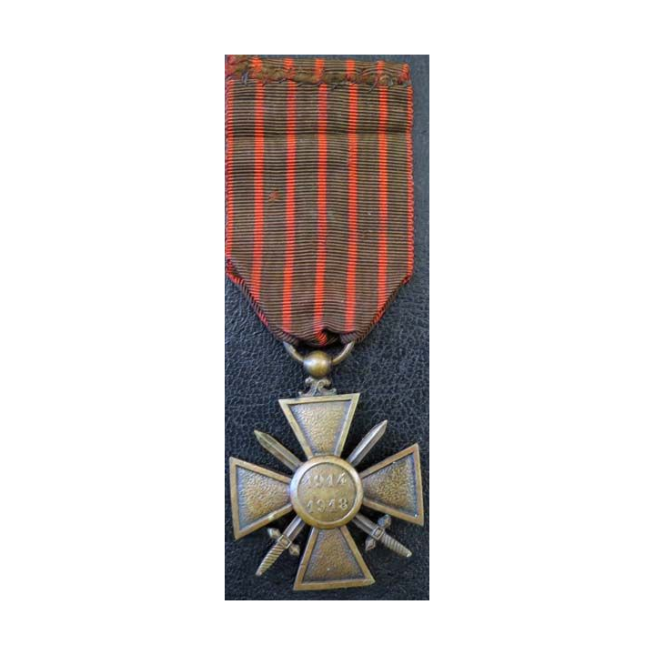 Croix de guerre 1914-1918 en bronze avec 1 palme et deux clous