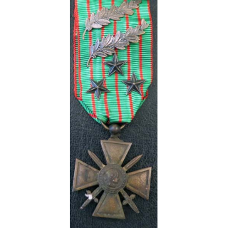 CROIX DE GUERRE 1914-1918 avec 5 citations (2 palmes 3 clous) bronze