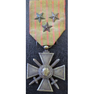 FRANCE : Croix de guerre 1914-1918 en bronze avecc 3 citations (étoiles) 