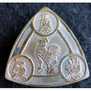INCONNU : insigne métallique inconnu Défense 1943 ?