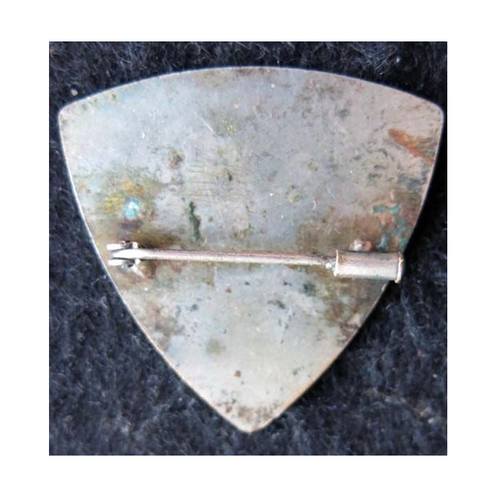INCONNU : insigne métallique inconnu Défense 1943 ?