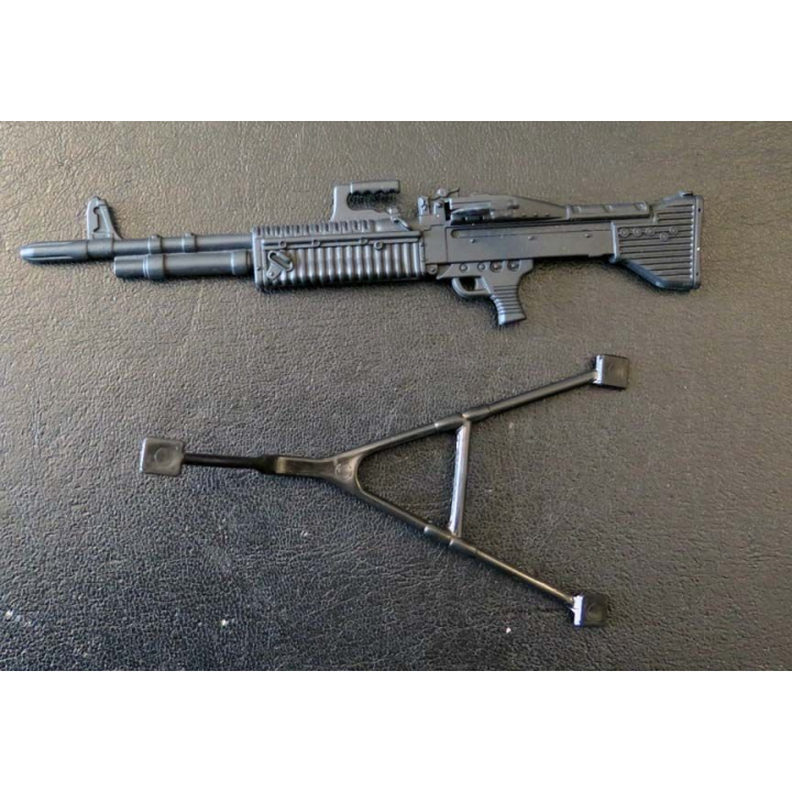 Mitrailleuse M 60 en réduction de 17,5 cm de longueur avec deux trépieds