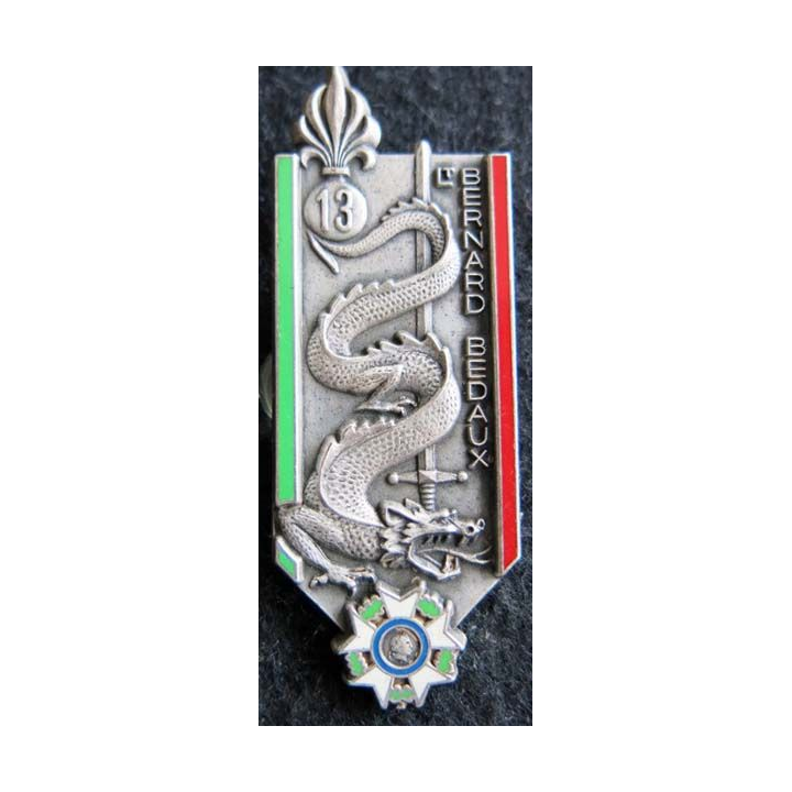 PROMOTION EOR : insigne métallique de la promotion Lieutenant Bernard BEDAUX Fraisse Paris G. 2974