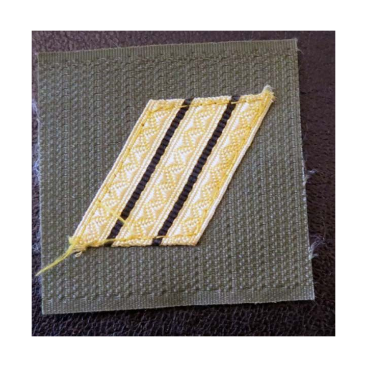 FRANCE : galon de combat de sergent chef (doré) sur scratch