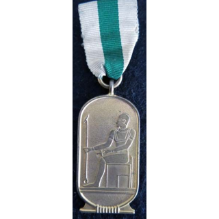 EGYPTE : médaille du centenaire de la Faculté de médecine et congrès de médecine tropicale au Caire 1928 avec ruban