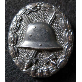 ALLEMAGNE PRUSSE  : insigne des blessés Allemand de 1914 -1918 modèle plein