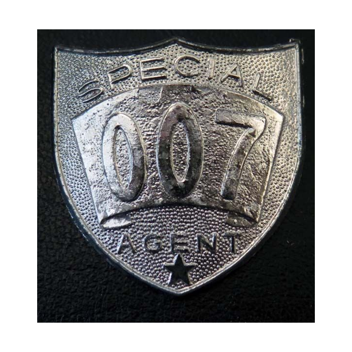 Insigne métallique spécial 007 agent